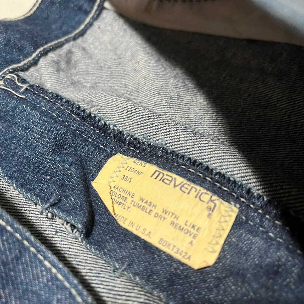 Vintage 70s Maverick Dark Wash Embroidered Jeans 36x29 - Picture 4 of 4